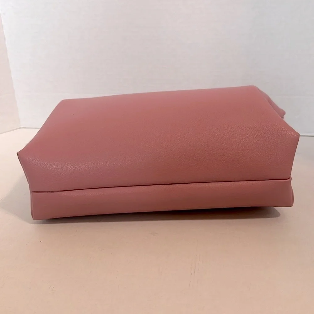 Sonia Kashuk large cosmetics bag pink faux leather NWT